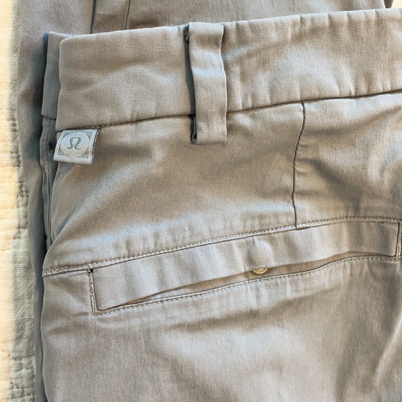 Lululemon Commission Pants, 32 Tall - Picture 3 of 3